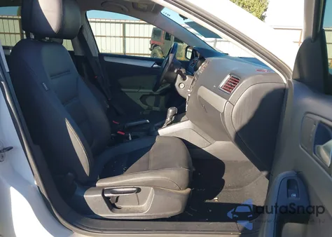 2012 Volkswagen Jetta 2.0L Tdi from USA, damaged, VIN 3VWLL7AJ8CM466035